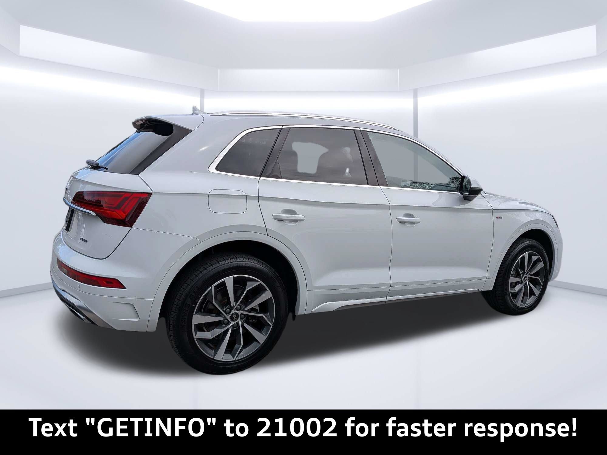 Certified 2023 Audi Q5 2.0T Premium Plus w/ Premium Plus Package AWD/4WD image 3