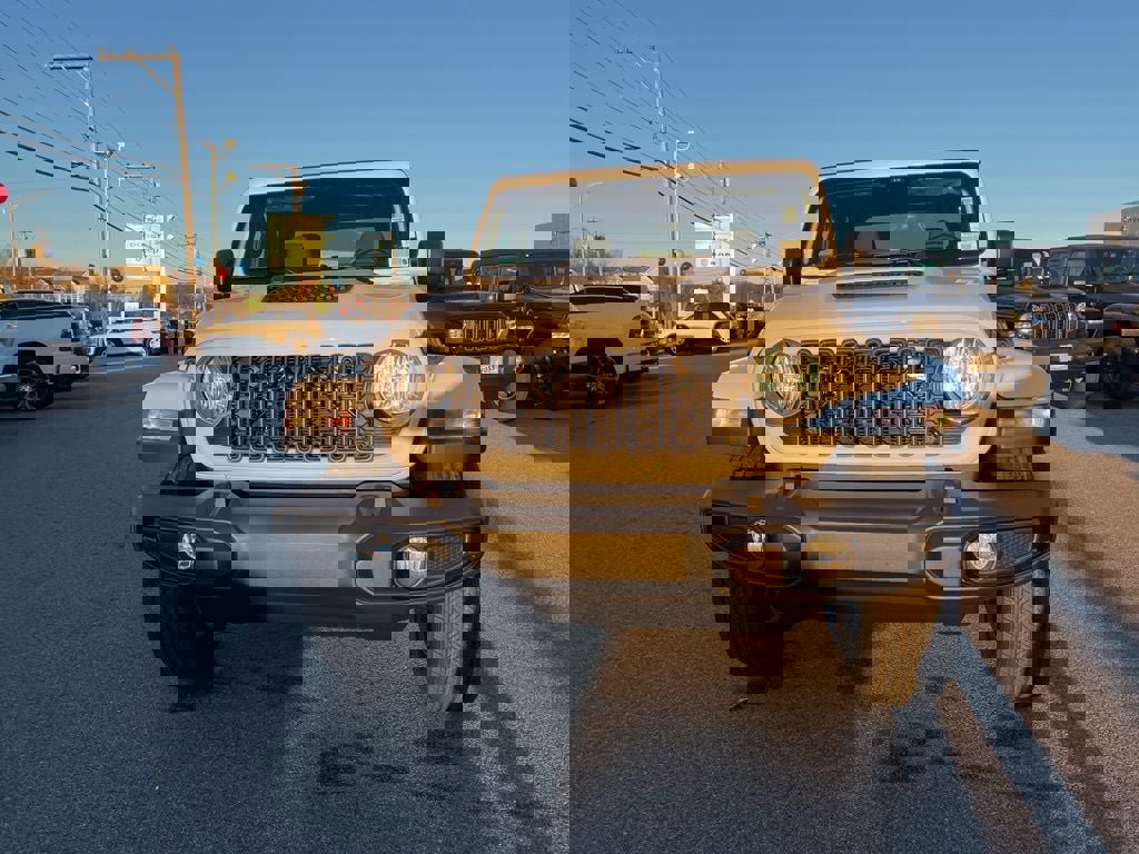 New 2026 Jeep Gladiator Sport image 2