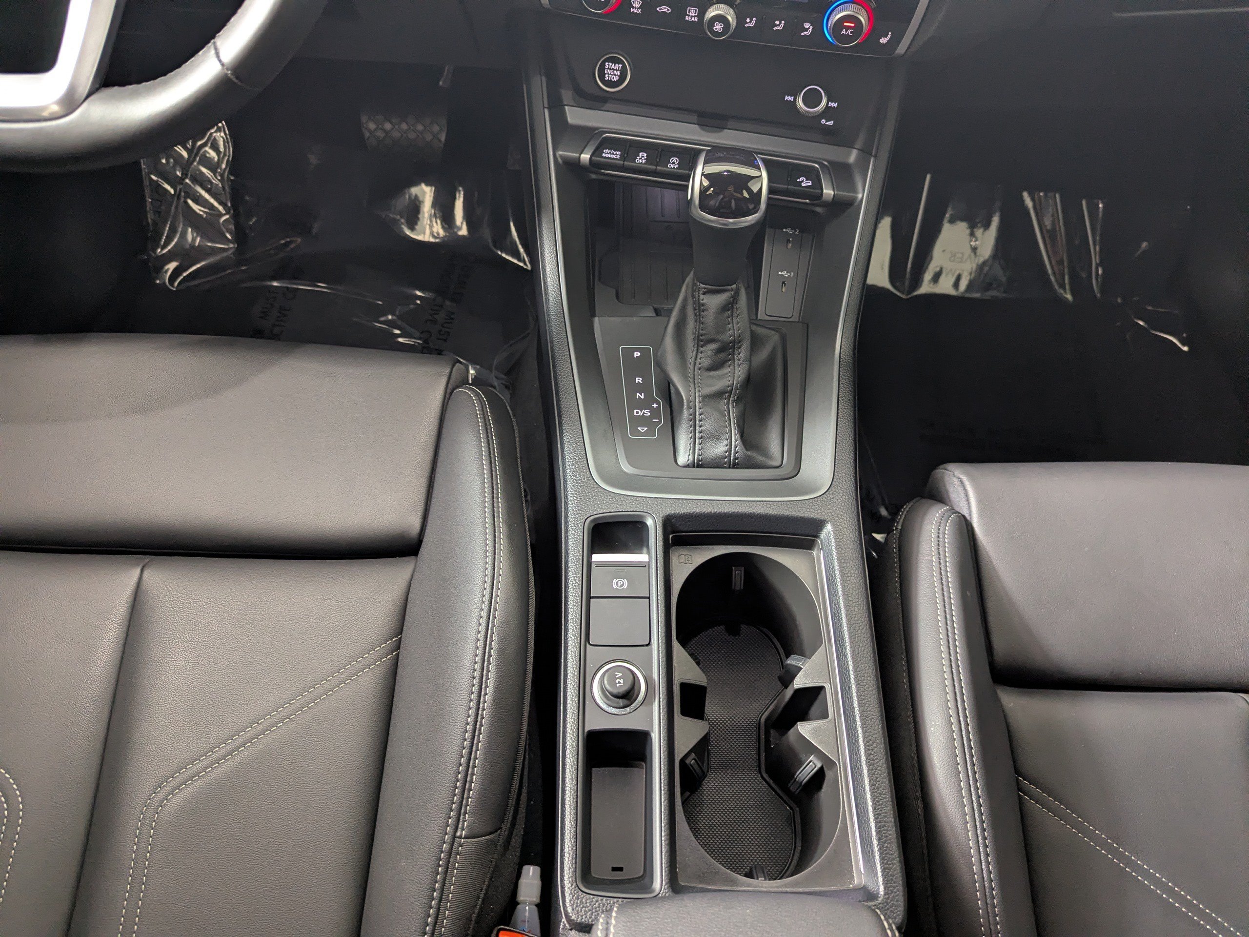 Certified 2025 Audi Q3 2.0T Premium AWD/4WD image 18