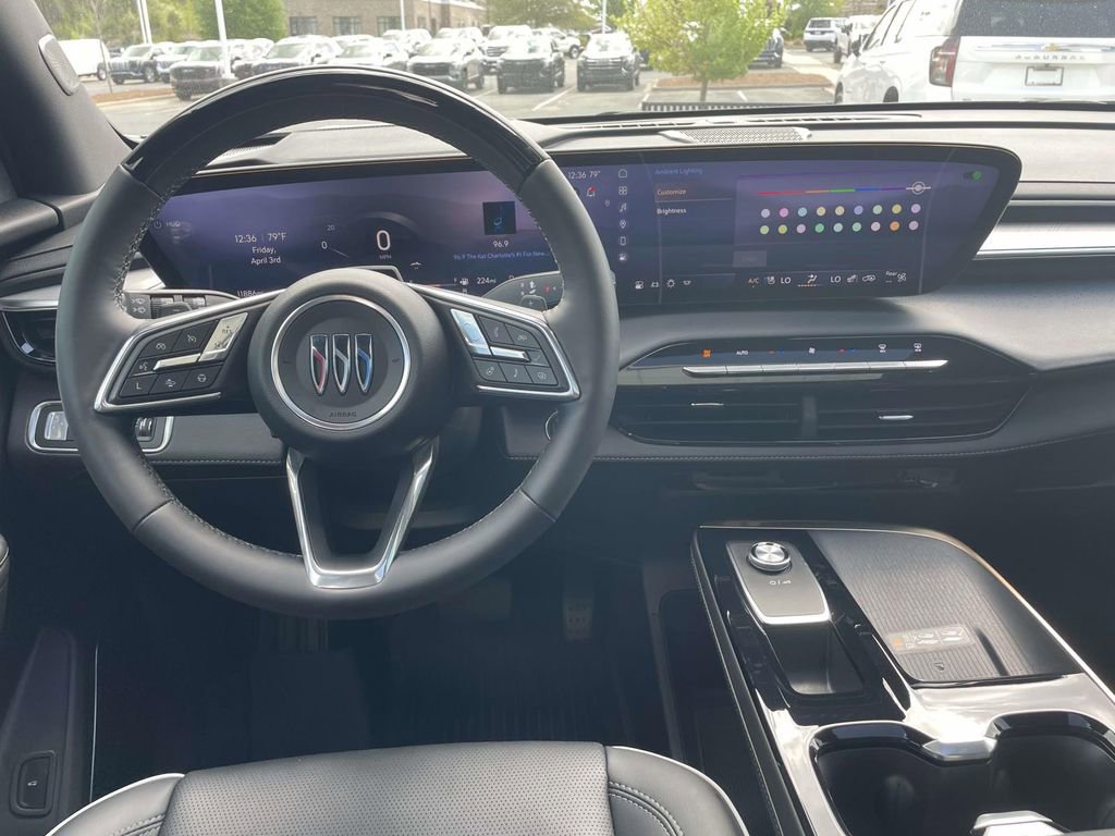 Used 2025 Buick Enclave Avenir w/ Super Cruise Package image 12