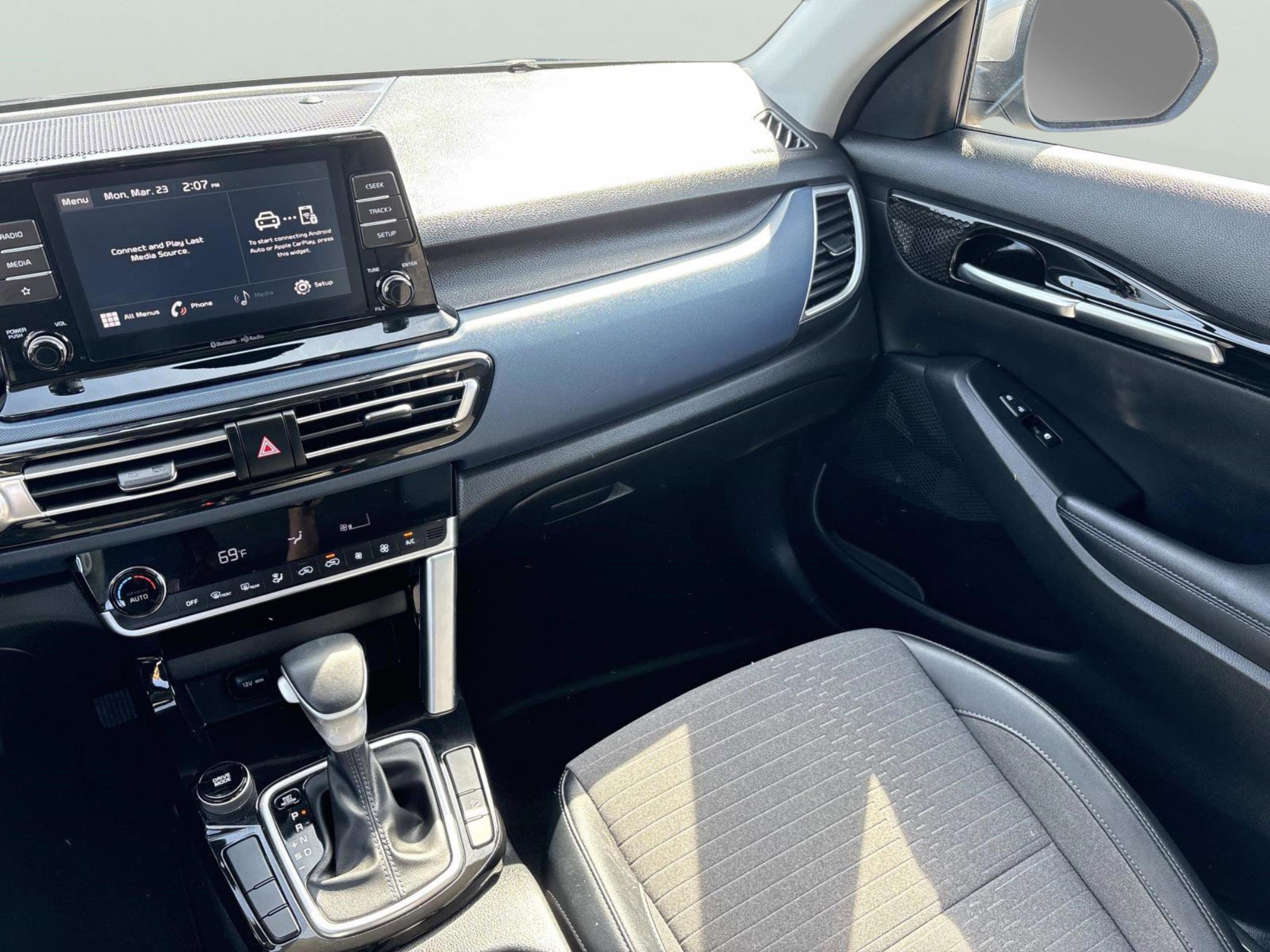 Used 2023 Kia Seltos S image 14