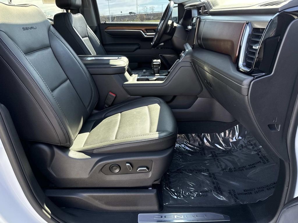 Used 2022 GMC Sierra 1500 Denali w/ Denali Reserve Package AWD/4WD image 19