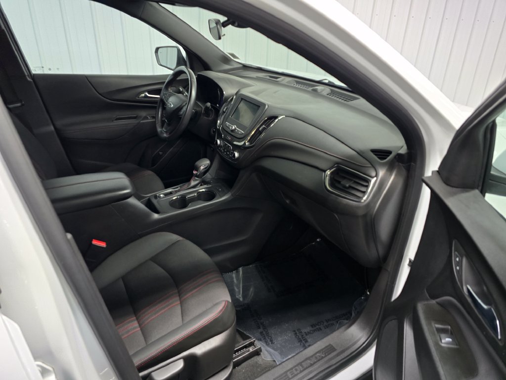 Used 2022 Chevrolet Equinox RS AWD/4WD image 24