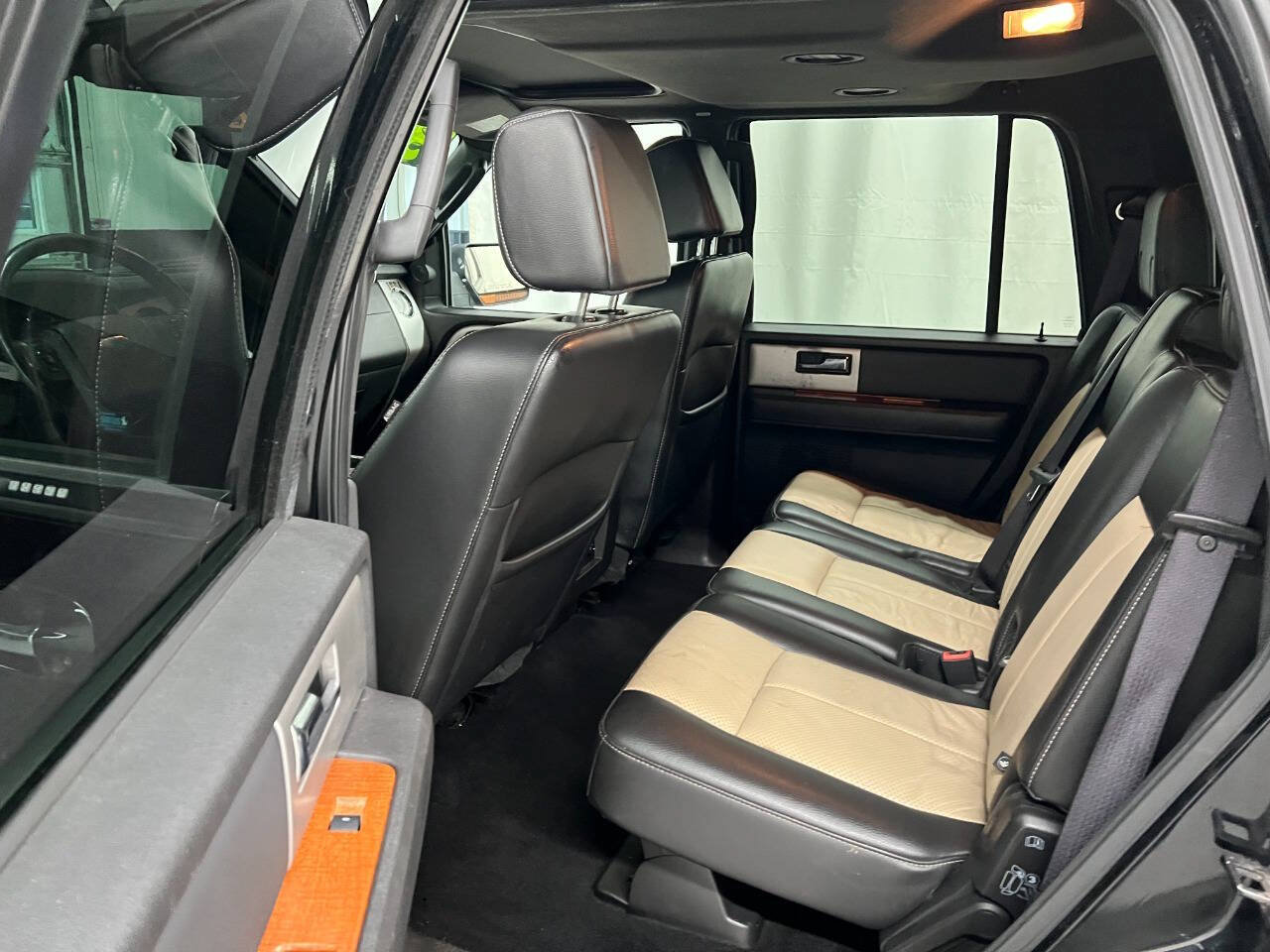 Used 2008 Ford Expedition Eddie Bauer AWD/4WD image 9