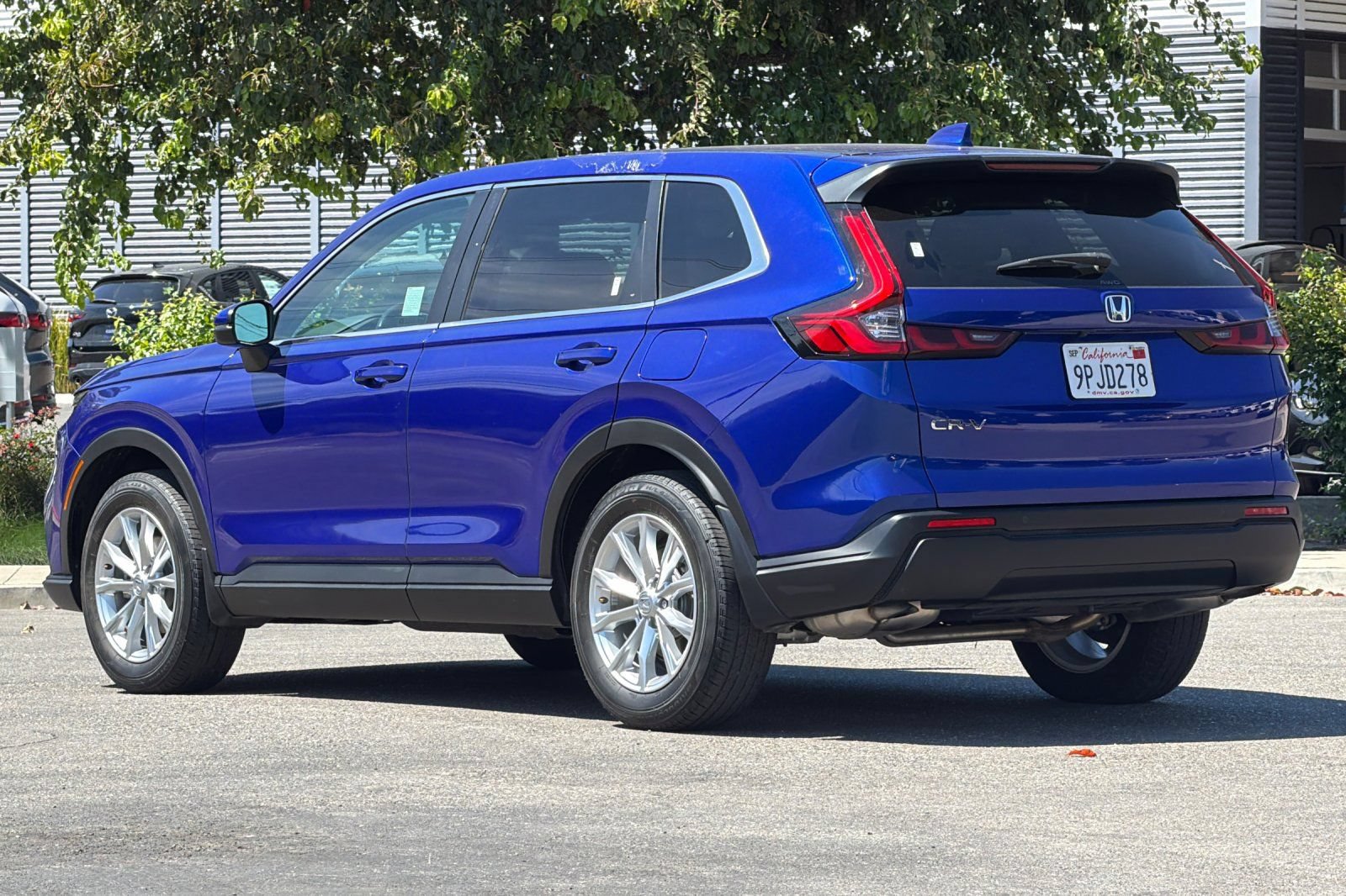 Used 2025 Honda CR-V EX-L image 6