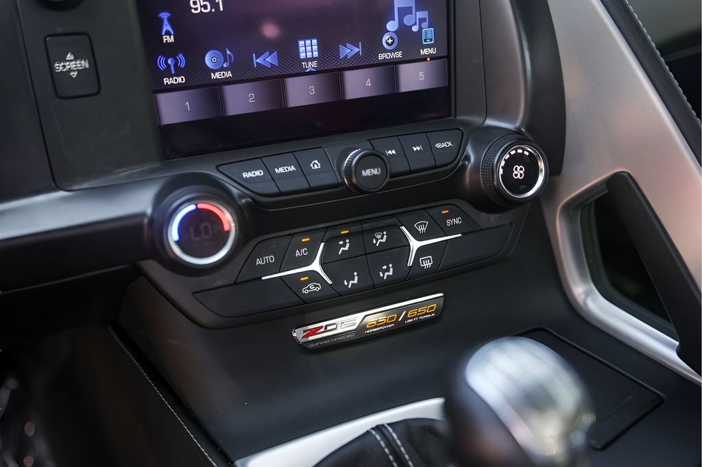 Used 2016 Chevrolet Corvette Z06 RWD image 20
