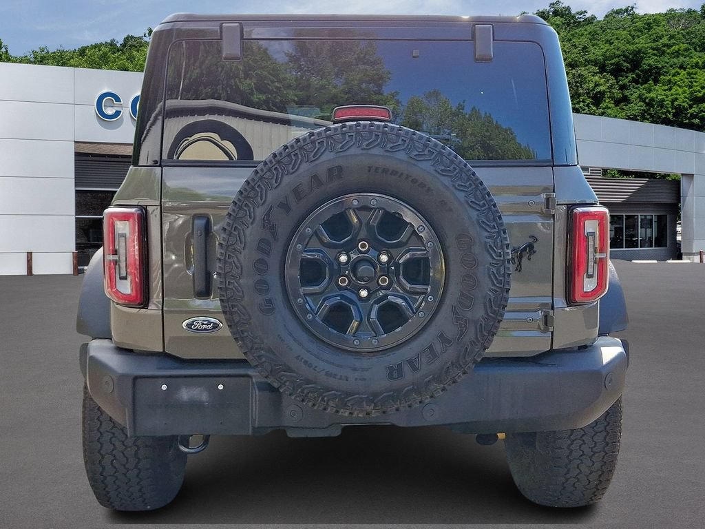 Certified 2025 Ford Bronco Outer Banks w/ Sasquatch Package AWD/4WD image 5