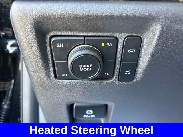 Used 2025 Ford Expedition Active image 22