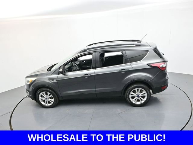 Used 2017 Ford Escape SE w/ Equipment Group 201A FWD image 21