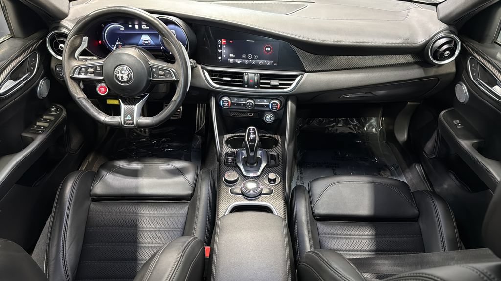 Used 2024 Alfa Romeo Giulia Quadrifoglio w/ Active Assist Plus Package RWD image 18