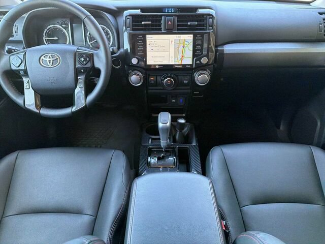 Used 2021 Toyota 4Runner TRD Off-Road Premium w/ Moonroof Package AWD/4WD image 17