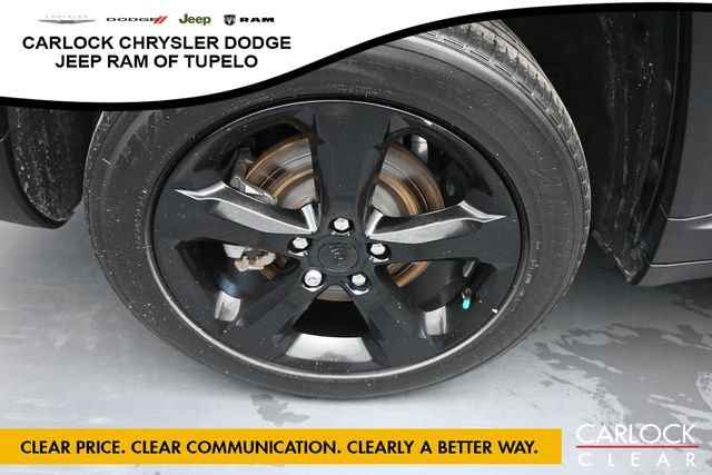 Used 2023 Jeep Grand Cherokee L Laredo RWD image 40