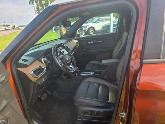 Used 2021 Chevrolet TrailBlazer ACTIV w/ Sun and Liftgate Package FWD image 6