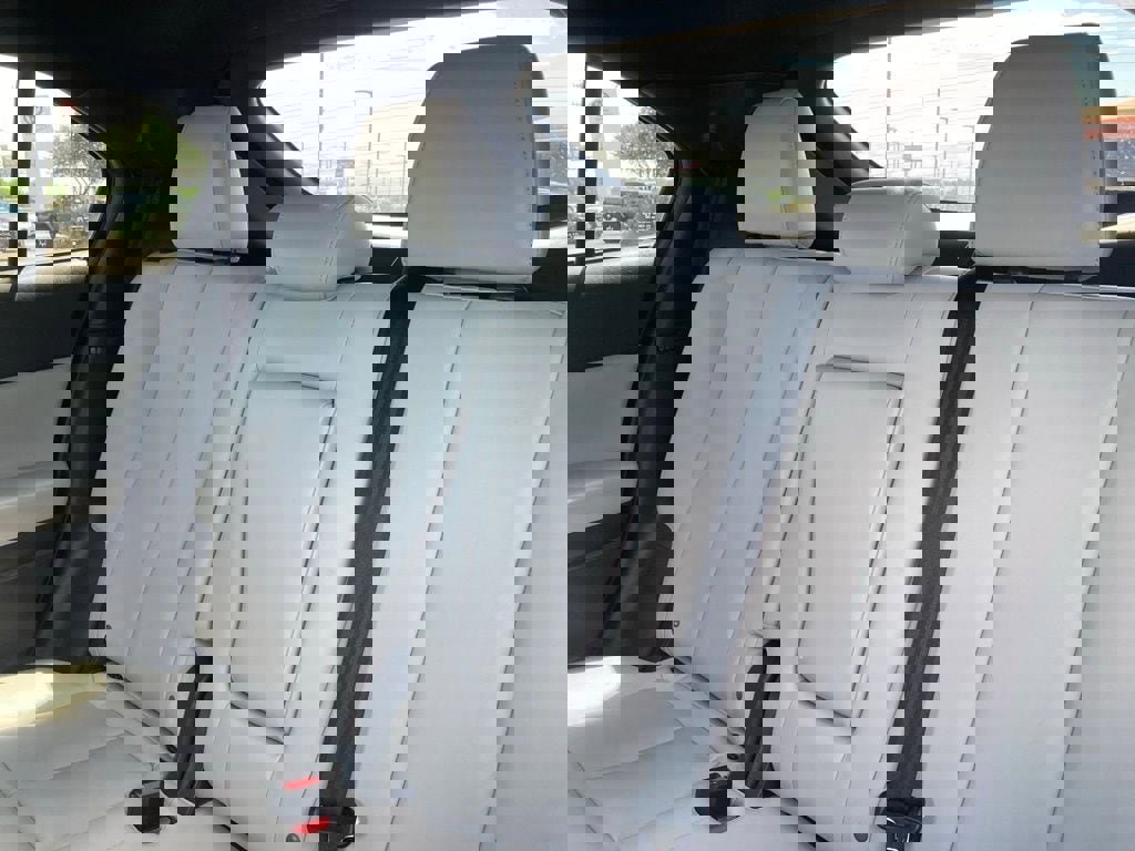 Used 2024 Mitsubishi Eclipse Cross SEL image 11