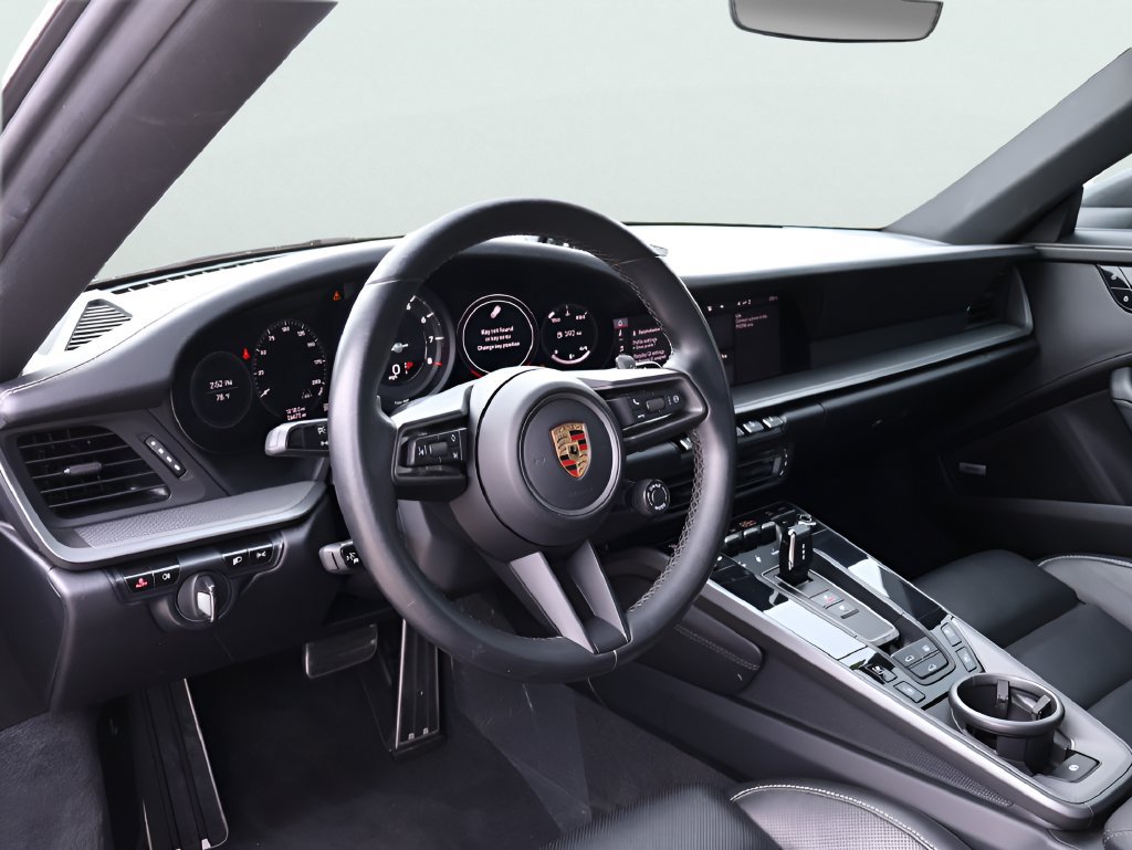Used 2020 Porsche 911 Carrera 4S AWD/4WD image 4