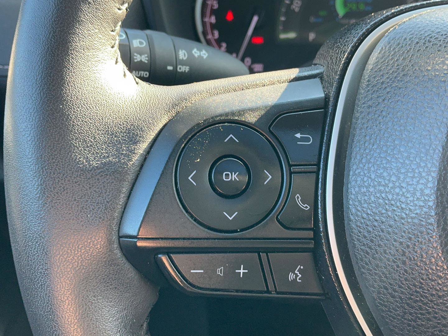 Certified 2023 Toyota RAV4 XLE Premium AWD/4WD image 21