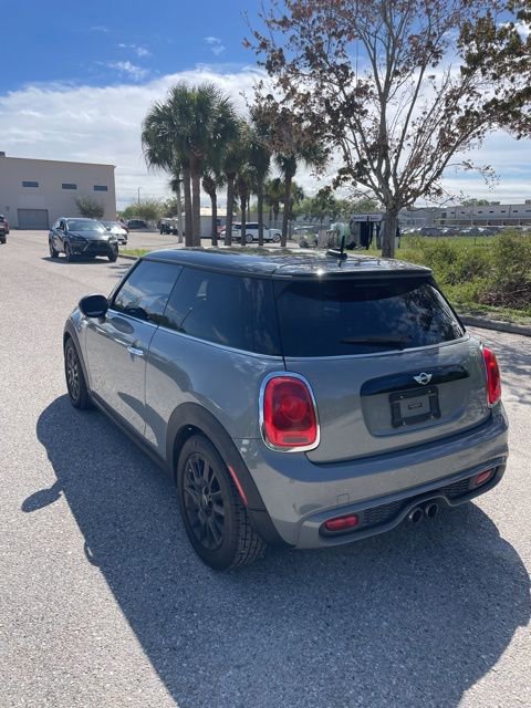 Used 2016 MINI Cooper S image 2