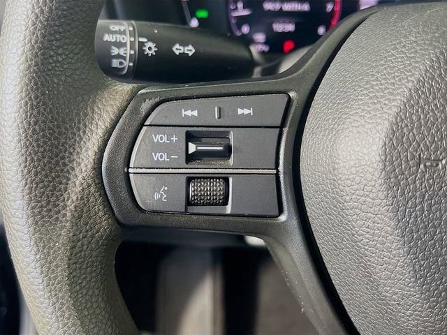 Used 2023 Honda Accord EX image 17