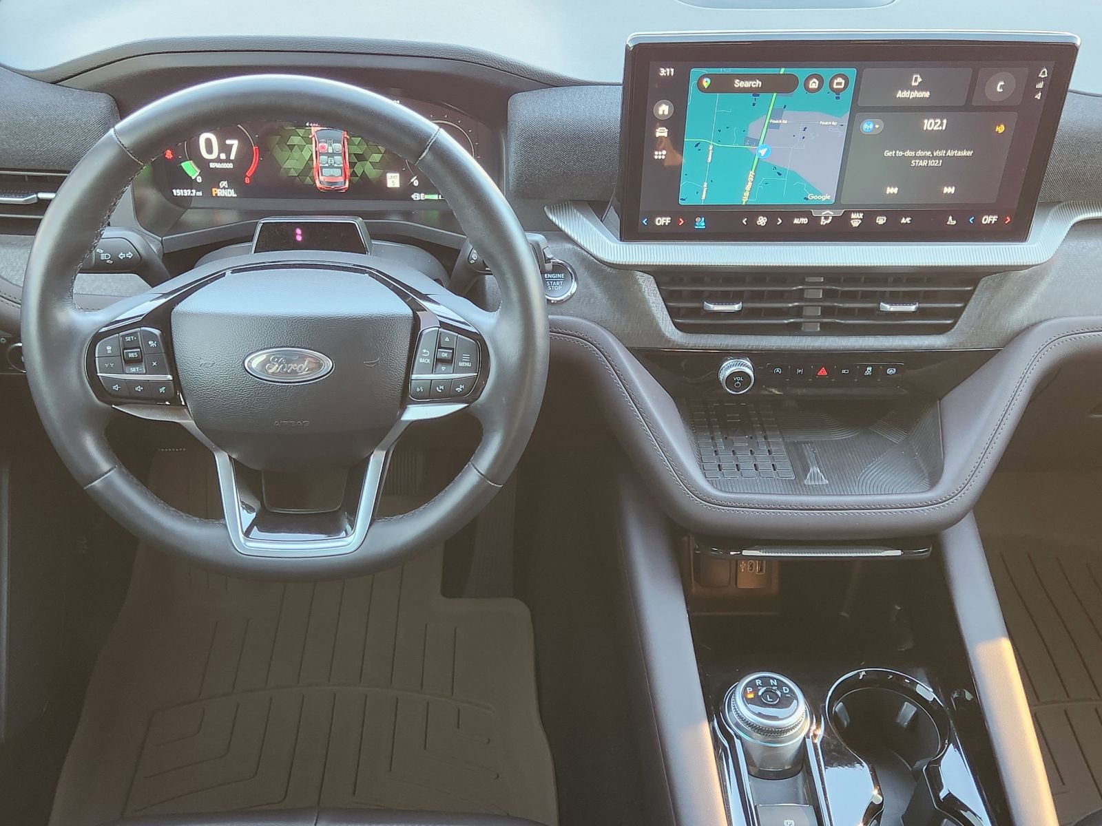 Used 2025 Ford Explorer Platinum w/ Ultimate Package image 31