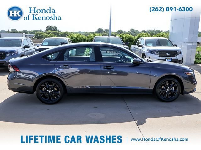 Certified 2025 Honda Accord SE image 6