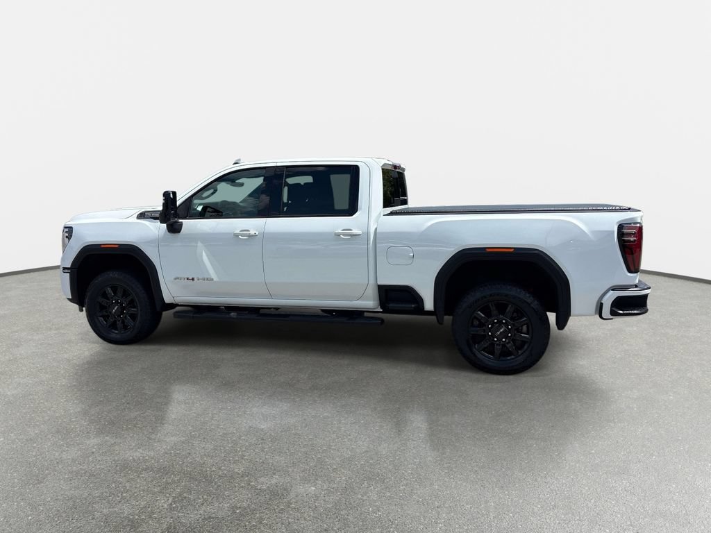 Used 2024 GMC Sierra 2500 AT4 w/ Technology Package AWD/4WD image 7