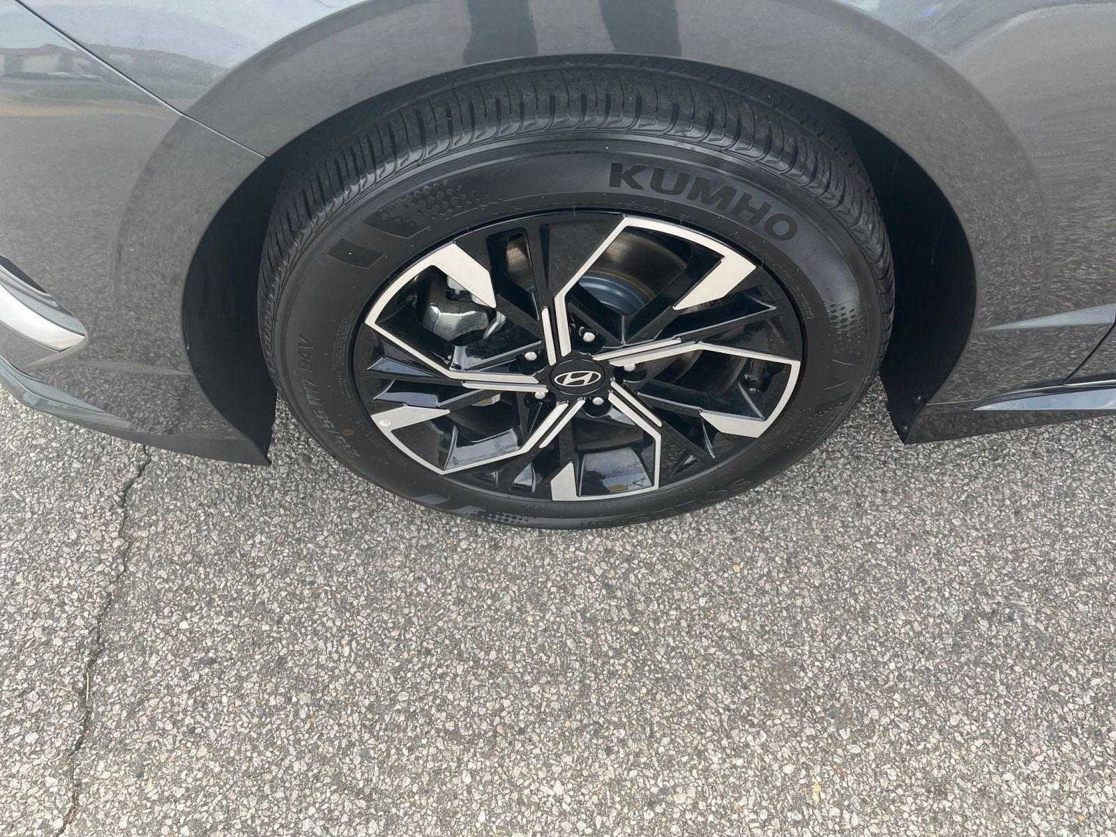 Used 2025 Hyundai Sonata SEL FWD image 31