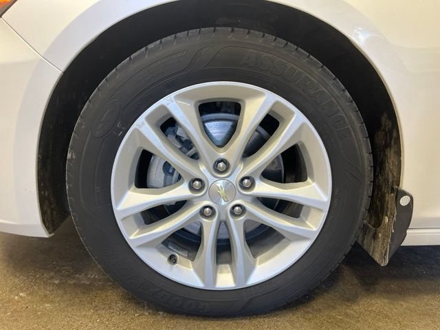 Used 2018 Chevrolet Malibu LT w/ Leather Package FWD image 29