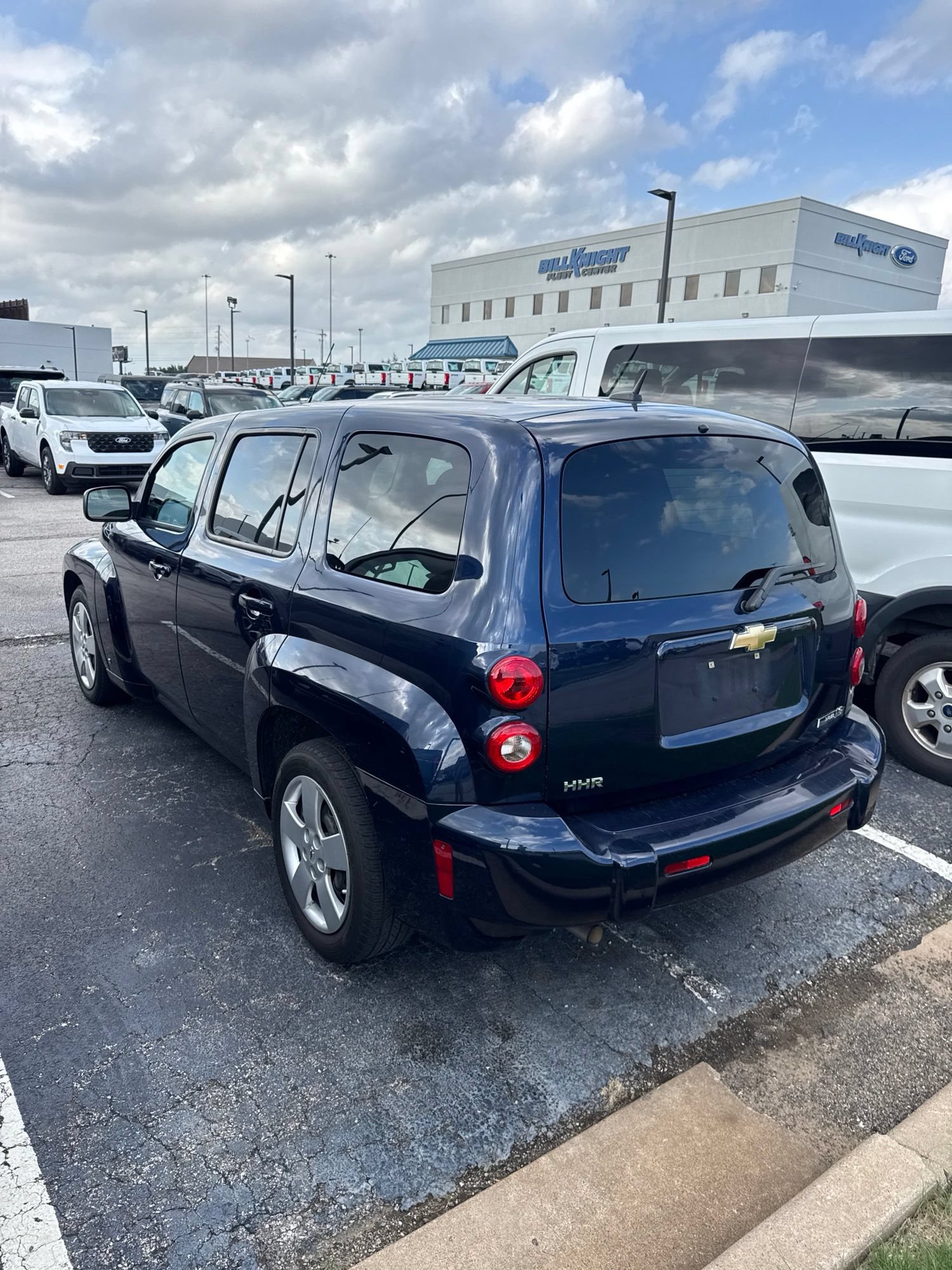 Used 2009 Chevrolet HHR LS FWD image 4