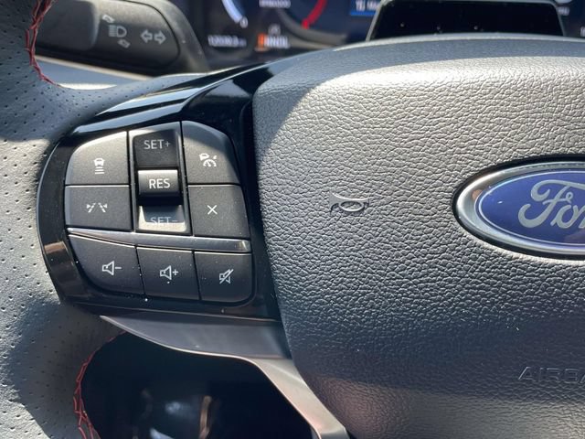 Used 2025 Ford Explorer ST-Line RWD image 16