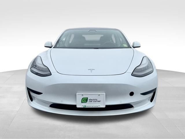 Used 2021 Tesla Model 3 Standard Range Plus image 2