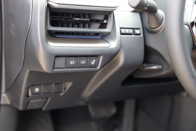 New 2027 Toyota Prius FWD image 16