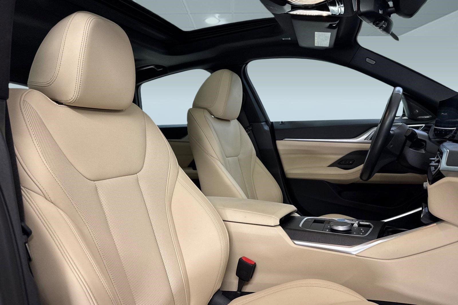 Used 2023 BMW i4 eDrive35 RWD image 32