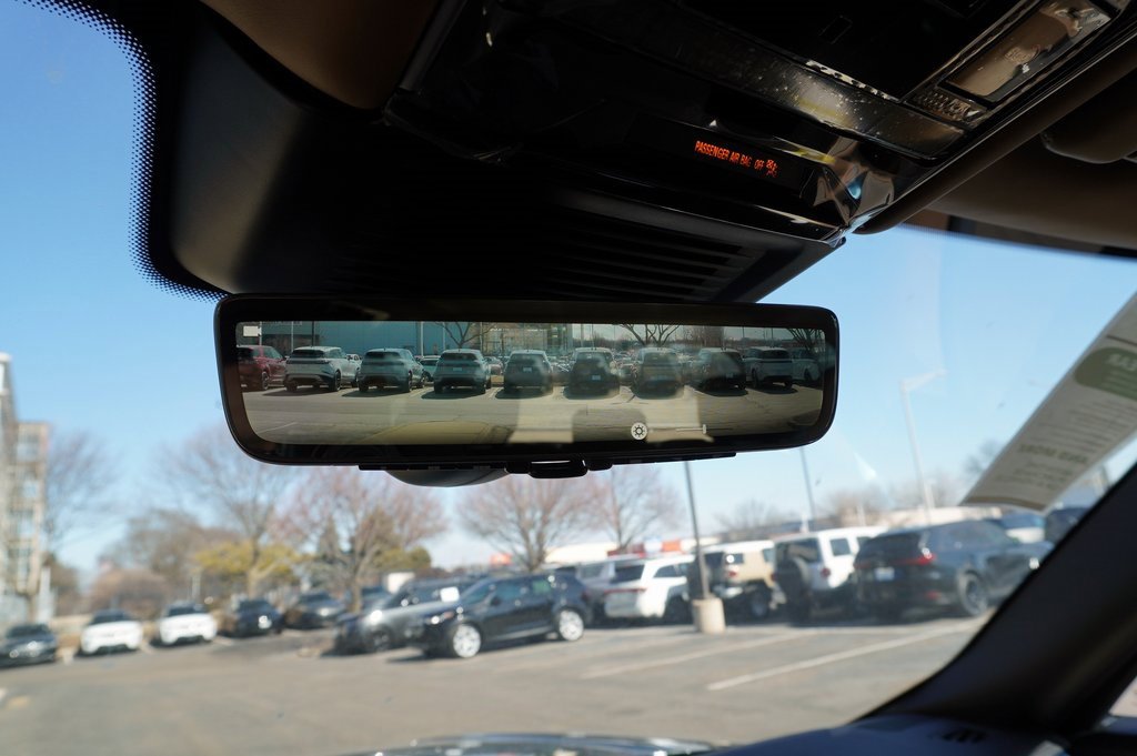 New 2026 Land Rover Range Rover Long Wheelbase Autobiography image 18