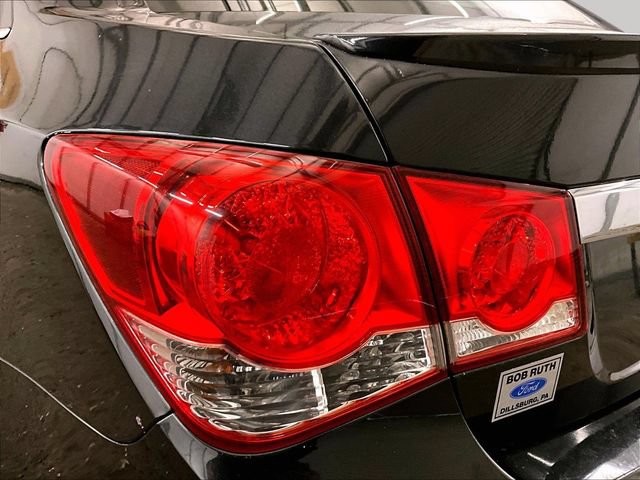Used 2013 Chevrolet Cruze Eco w/ Enhanced Safety Package FWD image 29
