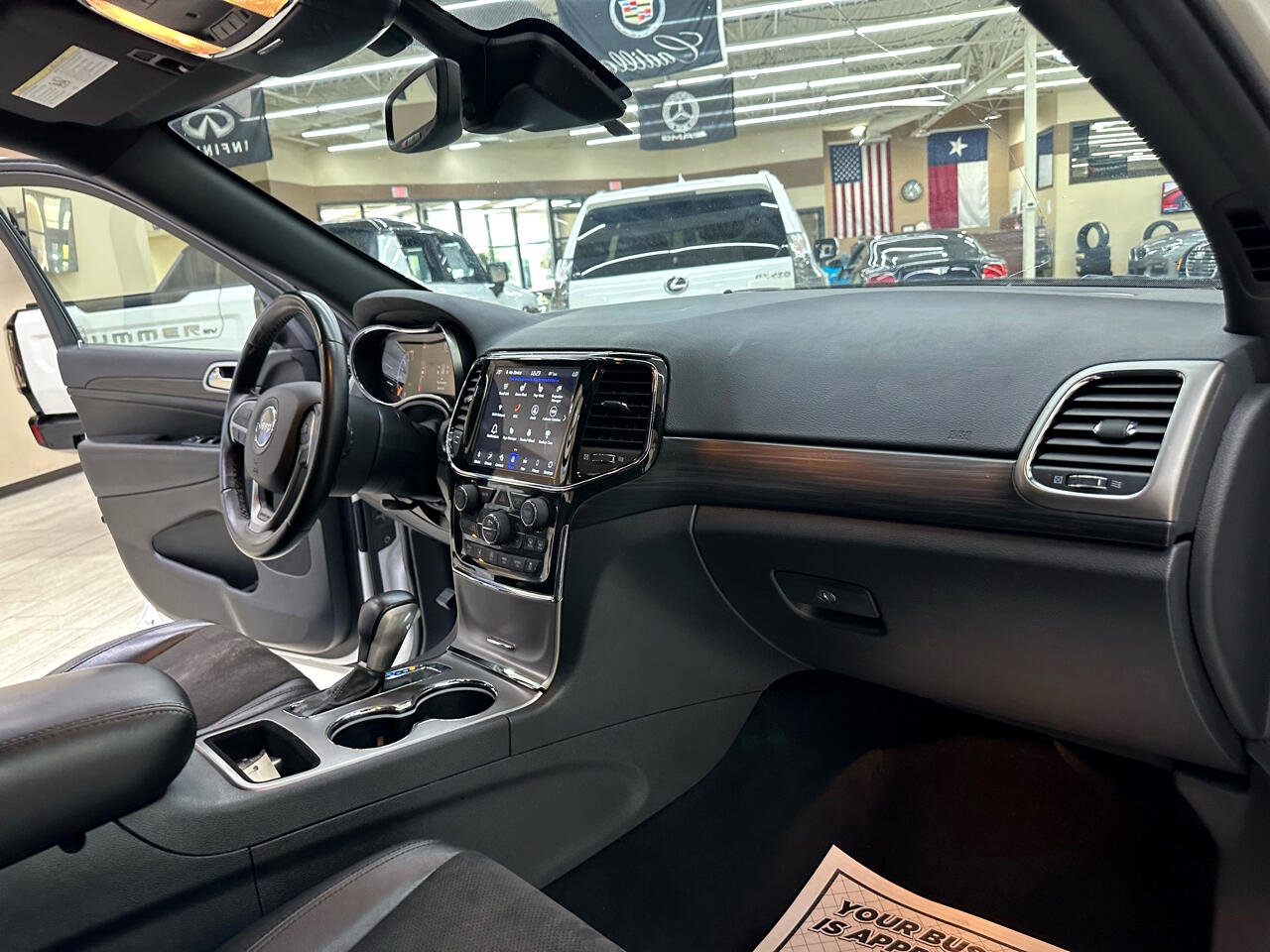 Used 2022 Jeep Grand Cherokee Laredo X image 42