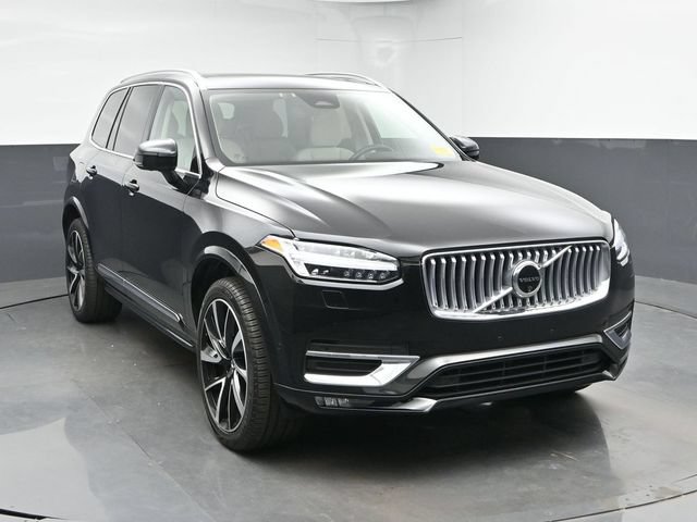 Used 2024 Volvo XC90 B5 Plus w/ Protection Package AWD/4WD image 2