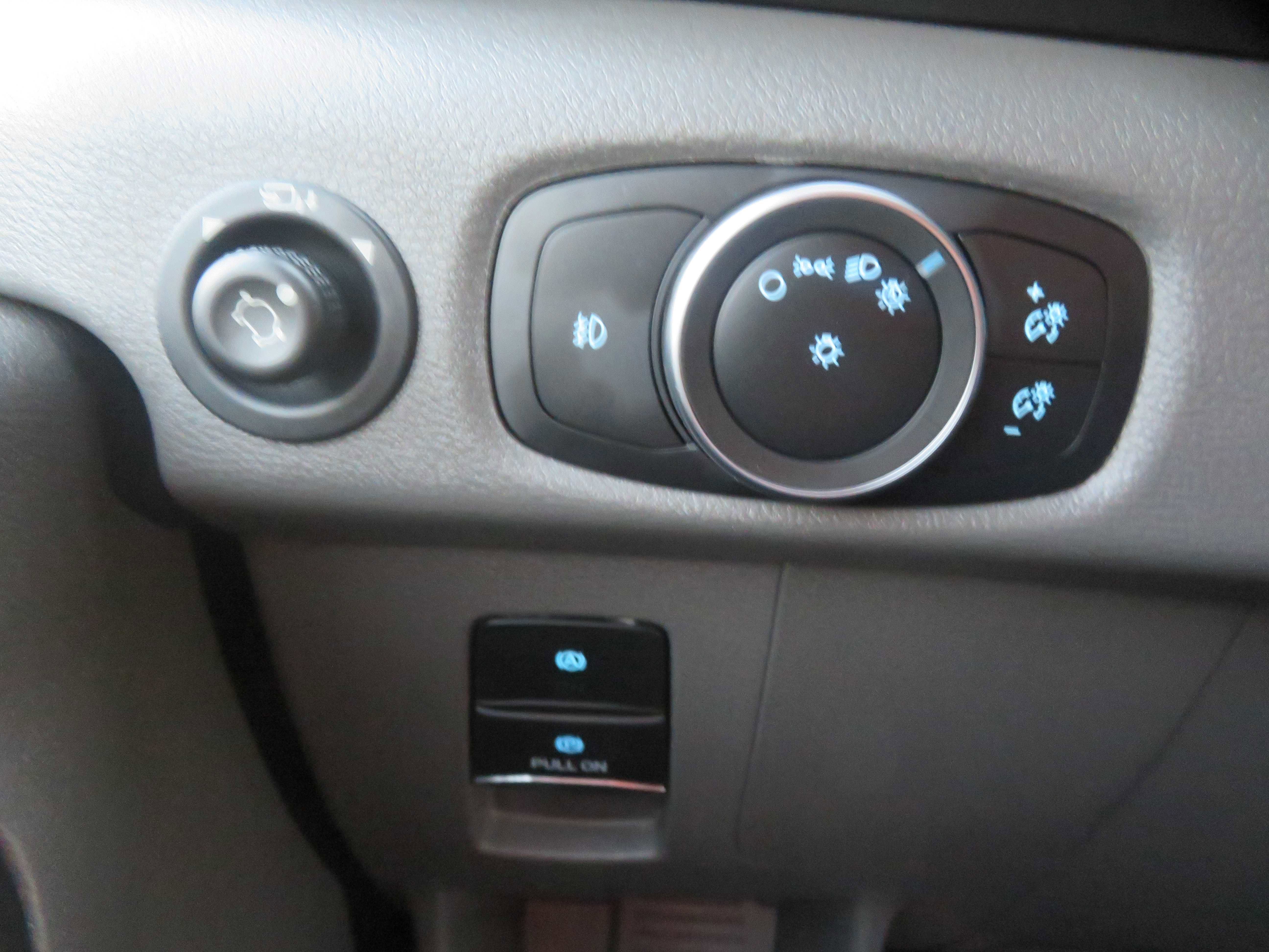 Used 2024 Ford Transit 350 XLT image 43