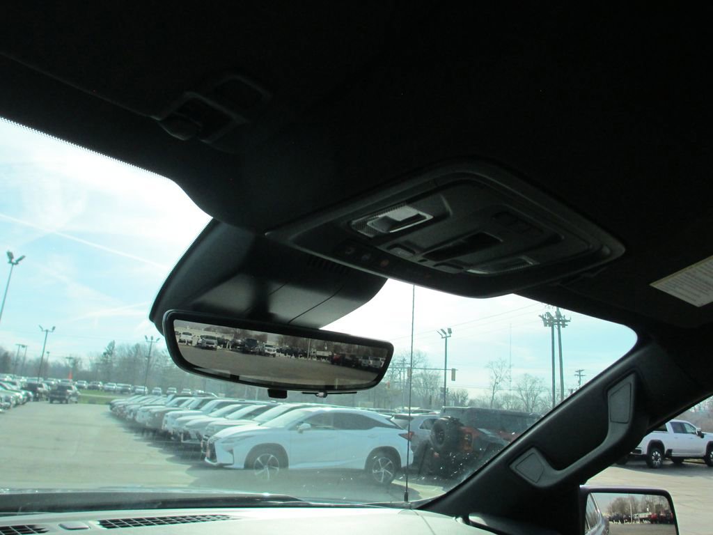Used 2023 Chevrolet Silverado 1500 LTZ image 33