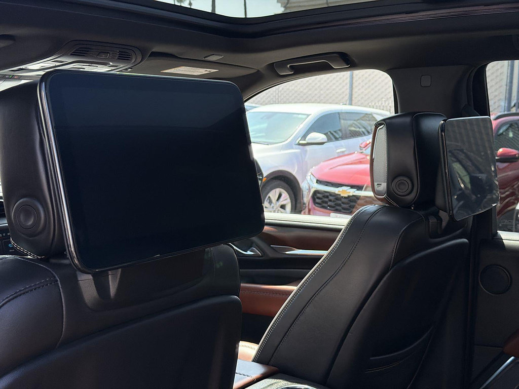 Used 2023 GMC Yukon Denali Ultimate AWD/4WD image 43