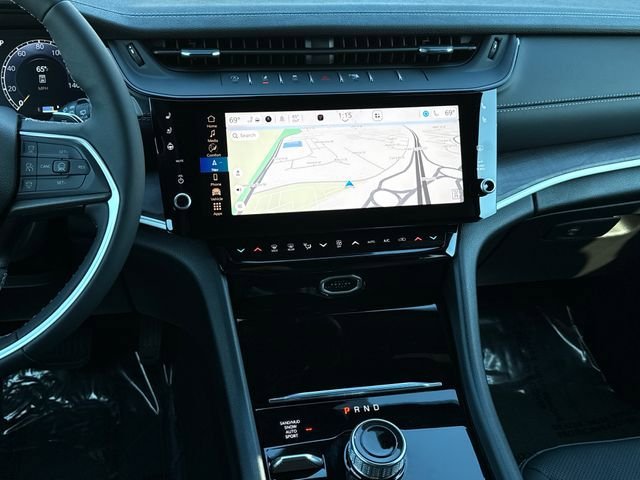 New 2026 Jeep Grand Cherokee Limited AWD/4WD image 12