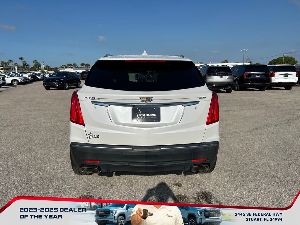 Used 2018 Cadillac XT5 FWD image 6