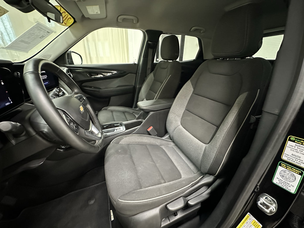 Used 2026 Chevrolet TrailBlazer LT w/ LT Cold Weather Package FWD image 21