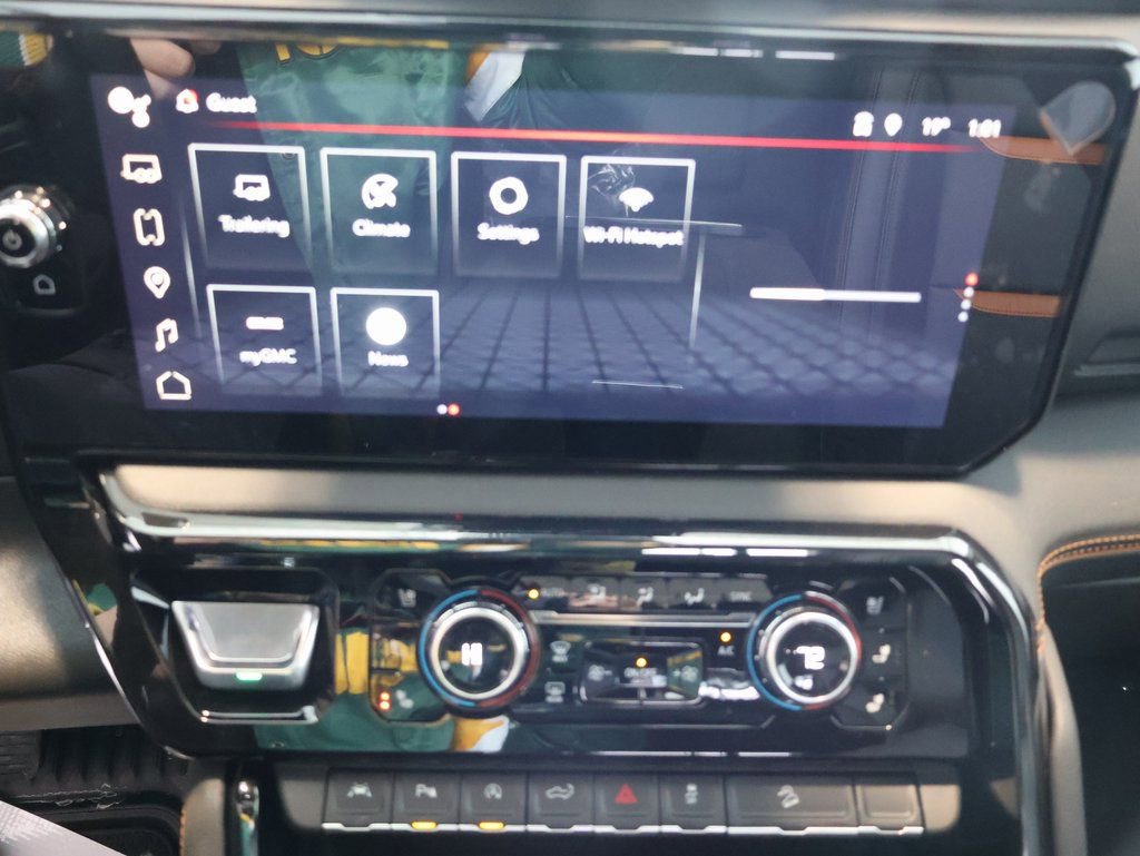 New 2026 GMC Sierra 1500 AT4 w/ Technology Package image 24