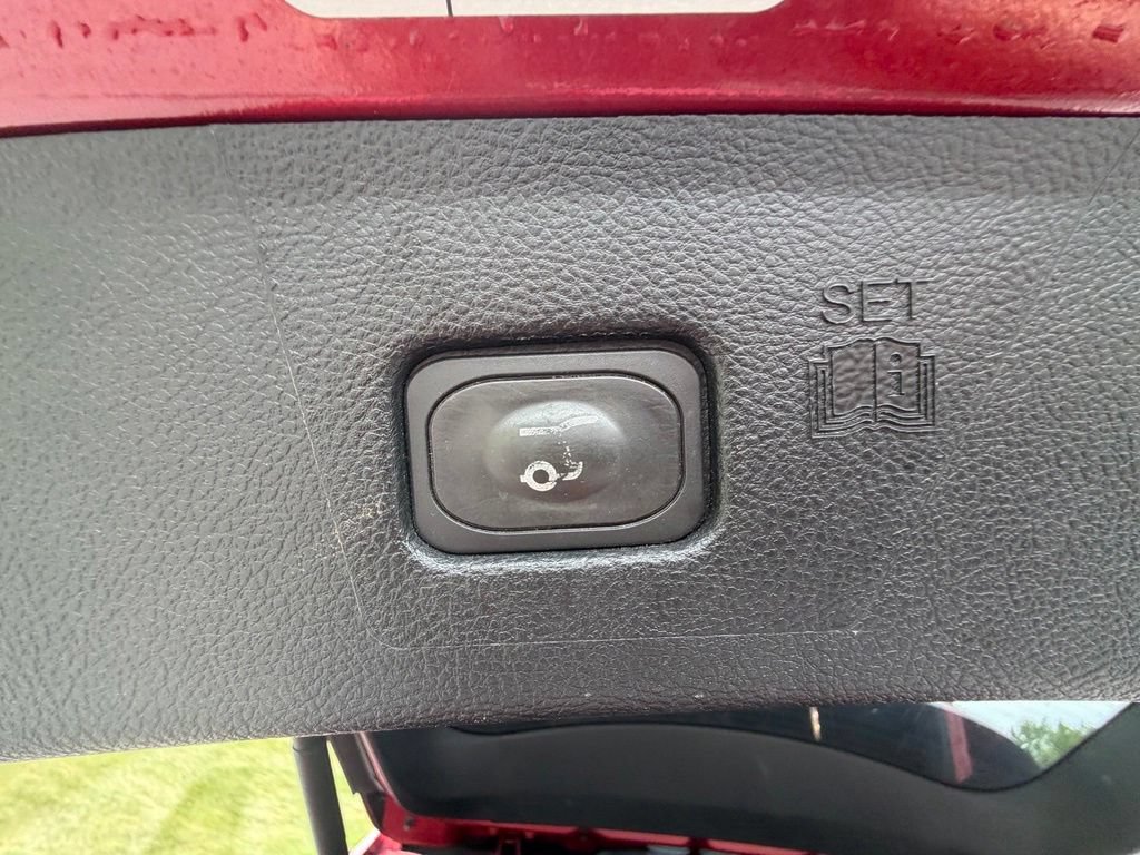 Used 2019 Ford Edge ST w/ Equipment Group 401A AWD/4WD image 53