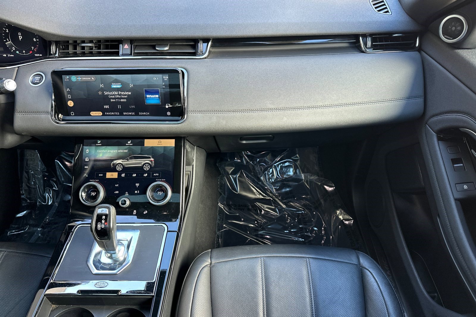 Used 2022 Land Rover Range Rover Evoque R-Dynamic SE image 29