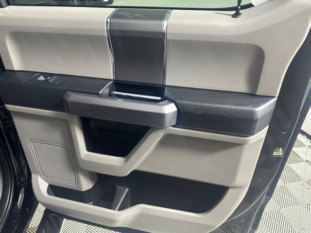 Used 2020 Ford F150 XLT w/ Equipment Group 302A Luxury AWD/4WD image 22