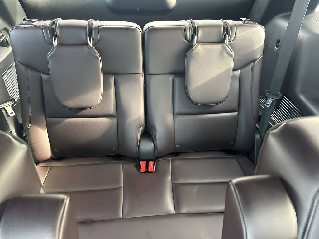 Used 2025 Ford Explorer Platinum image 14