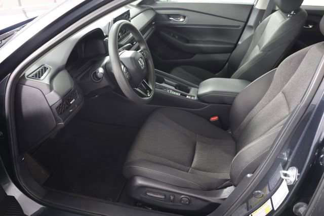 Used 2023 Honda Accord EX image 19
