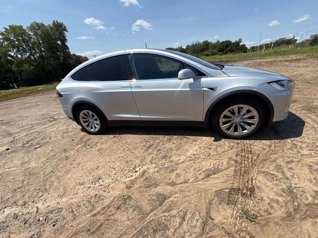 Used 2016 Tesla Model X 75D AWD/4WD image 52