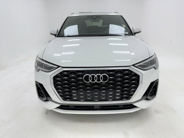 Used 2023 Audi Q3 2.0T Premium AWD/4WD image 3